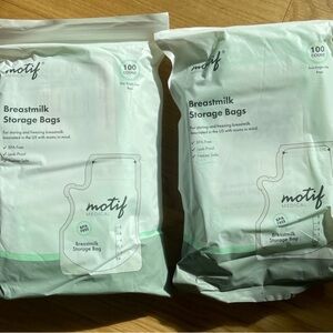 Motif Breastmilk Storage Bags
